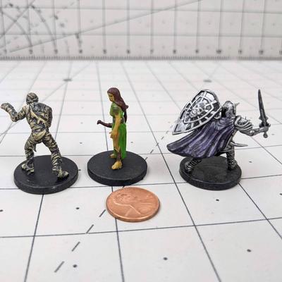 #590 DND Figures: Guardian Mummy, Yuan-Ti-Pureblood and Zhent Solider