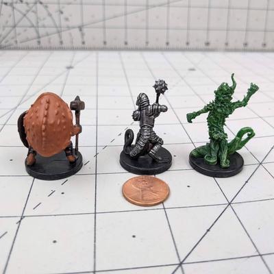 #598 DND Figures: Crcian, Troglodyte Captain and Festering Spirit