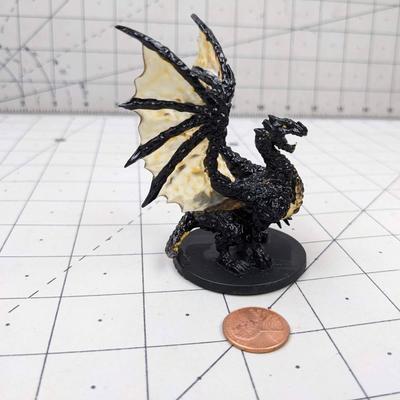 #615 DND Figure: Young Volcanic Dragon