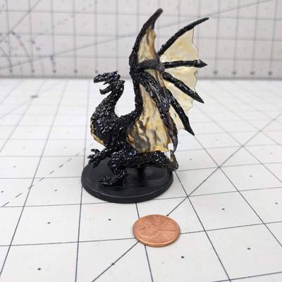 #615 DND Figure: Young Volcanic Dragon