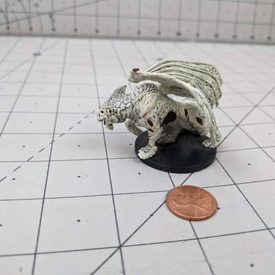 #617 DND Figure: Zombie White Dragon