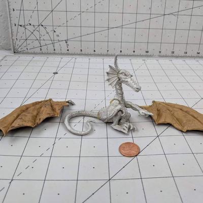 #635 Gold Wing Dragon