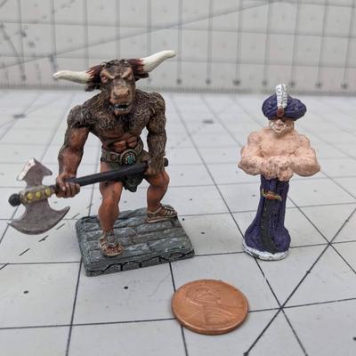 #642 Minotar With Axe and Genie