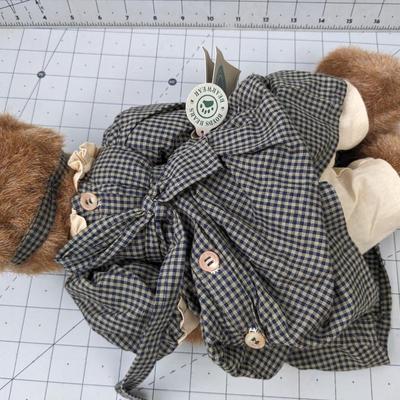 #697 Boyd's Bears: Emma- The Country Bear