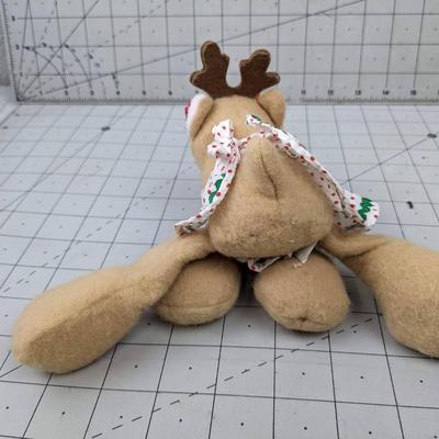 #710 Vintage Hallmark Rhonda Reindeer