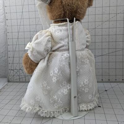 #711 Gund Bride Bear Collector's Edition
