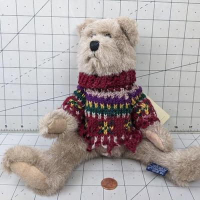 #718 Boyd's Sweater Teddy