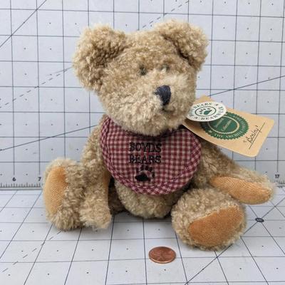 #759 Boyd's Bears In Bib
