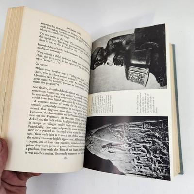 1964 1ST EDITION - ANCIENT IRAQ BY GEORGES ROUX HARDBACK BOOK