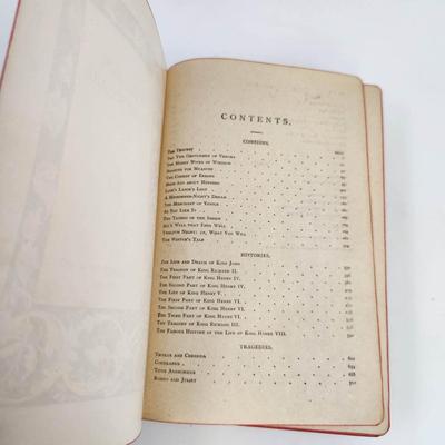 EARLY 1900S SOFT LEATHER BOUND SHAKESPEARE BOOK