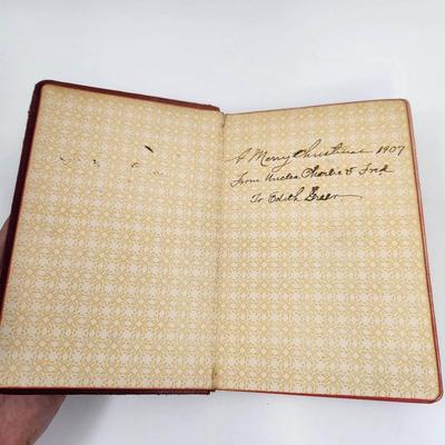 EARLY 1900S SOFT LEATHER BOUND SHAKESPEARE BOOK