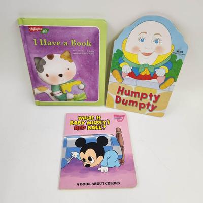NEW READERS BOOK BUNDLE 3 PC