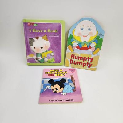 NEW READERS BOOK BUNDLE 3 PC