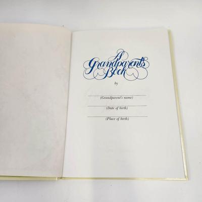THE GRANDPARENTS BOOK BY MILTON KAMEN (FOR USE TO DO FAMILY TREE) HARDBACK UNUSED