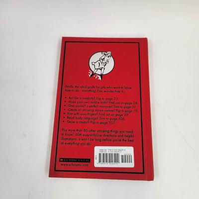 THE GIRLS BOOK - HOW TO BE THE BEST AT EVERYTHING BY JULIANA FOSTER HARDBACK BOOK