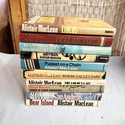ALISTAIR MACLEAN HARDBACK BOOK BUNDLE OF 10