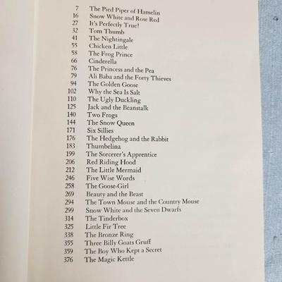 THE WORLDS BEST FAIRY TALE HARDBACK BOOK