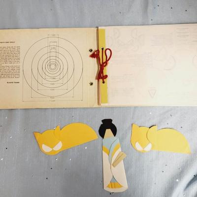 1972 SUNNY ORIGAMI SOFTBACK BOOK