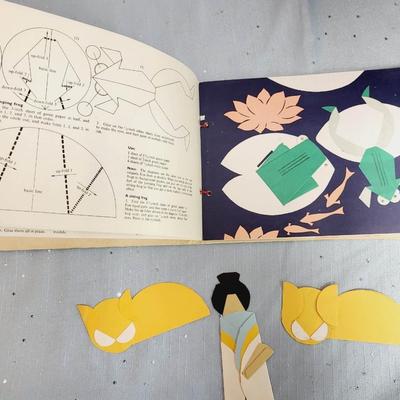 1972 SUNNY ORIGAMI SOFTBACK BOOK