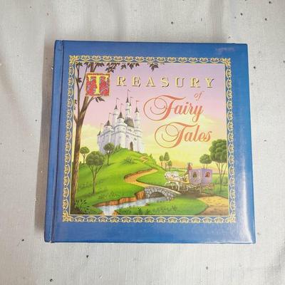 THE TREASURY OF FAIRY TALES HARDBACK BOOK