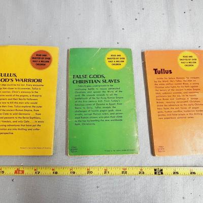 VINTAGE TULLUS COMIC BOOKS