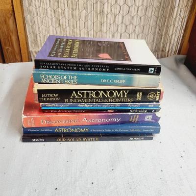 ASTRONOMY & SPACE BUNDLE OF BOOKS