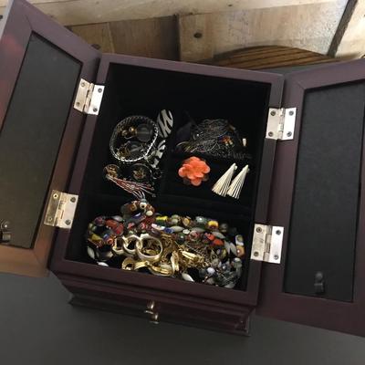 ESTATE JEWELRY