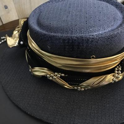 VINTAGE HAT LOT