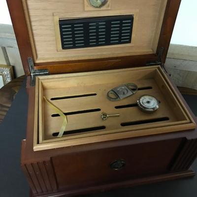 QUALITY HUMIDOR