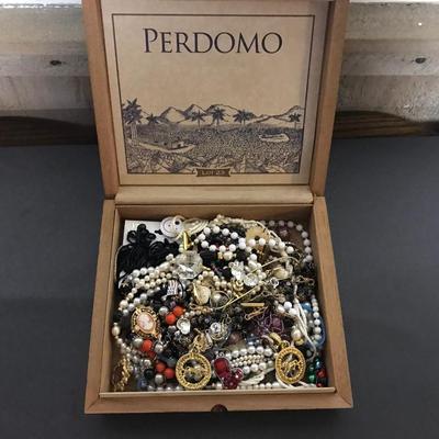 ESTATE JEWELRY LOT
