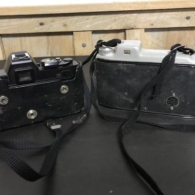 VINTAGE CAMERA LOT