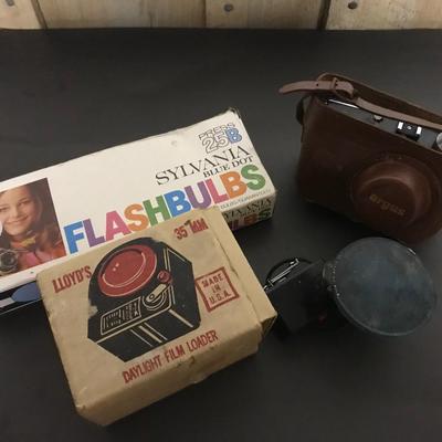 VINTAGE CAMERA LOT