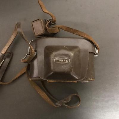 VINTAGE CAMERA LOT