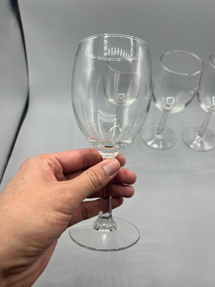 Lot of Clear Glass Stemware Drinking Champagne Liquor Glasses