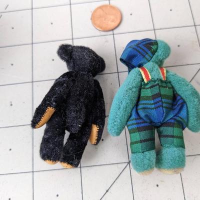 #775 Hand Stitched Little Bears