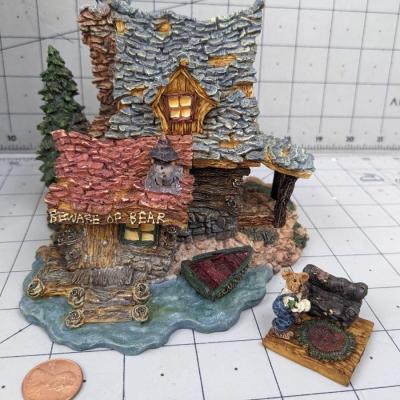 #779 The Bearâ€™s Den - Boydâ€™s Bearly Built Village