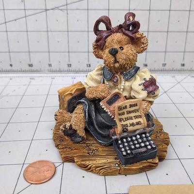 #780 Ms. Friday â€œTake this job andâ€¦â€ Boydâ€™s Bear