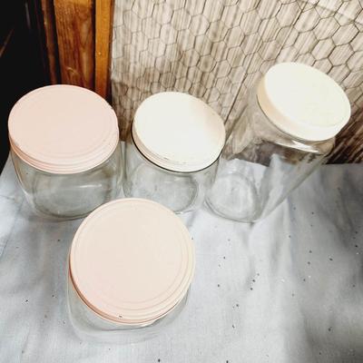 ANTIQUE & VINTAGE GLASS JAR BUNDLE