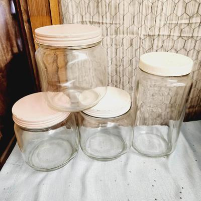 ANTIQUE & VINTAGE GLASS JAR BUNDLE