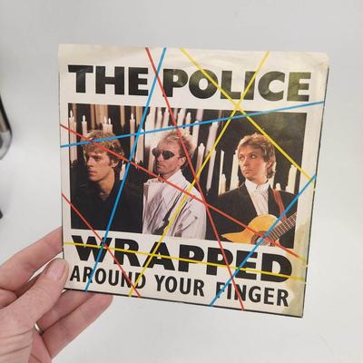 THE POLICE WRAPPED AROUND YOUR FINGER 45 RECORD
