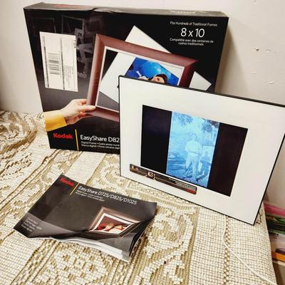 KODAK EASY SHARE DIGITAL FRAME - WORKS