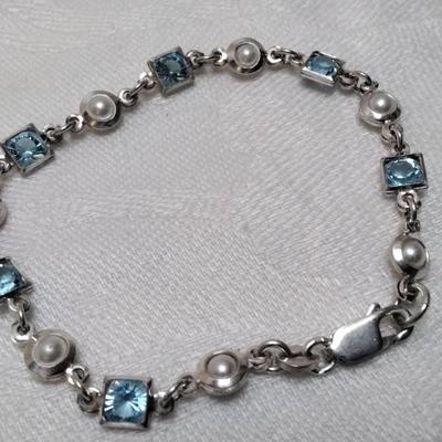 Aquamarine With FW Pearl Accents 7"  925 Bracelet