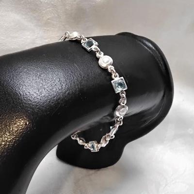Aquamarine With FW Pearl Accents 7"  925 Bracelet