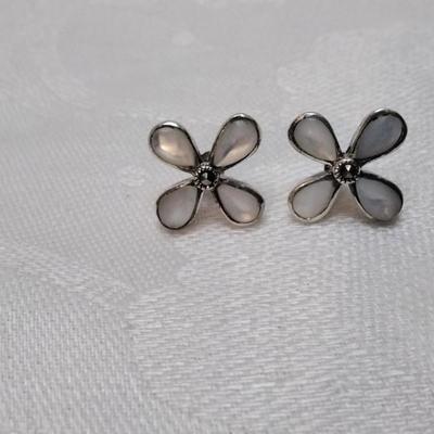 Mother of Pearl With Marcasite Middle 925 Earrings
