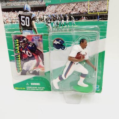 1999 HASBRO STARTING LINE-UP TERRELL DAVIS