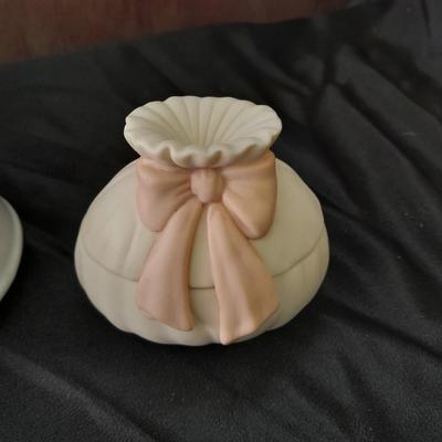 Porcelain dove musical figure with two porcelain ENESCO ring boxes and a candle holder