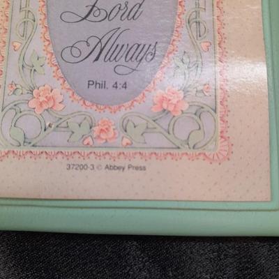 Friendship faux book, floral trivet, old glory picture frame and small wall hanging