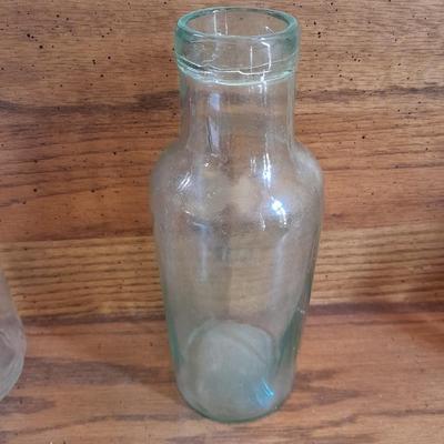 Eight Old glass bottles Squeeze drink, Canada Dry and more