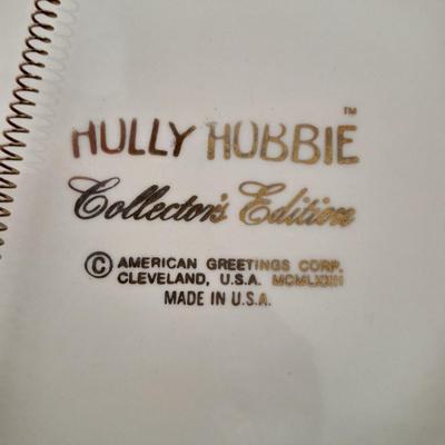 Holly Hobbie Collector's Edition decorative plates, and small Holly Hobbie canister