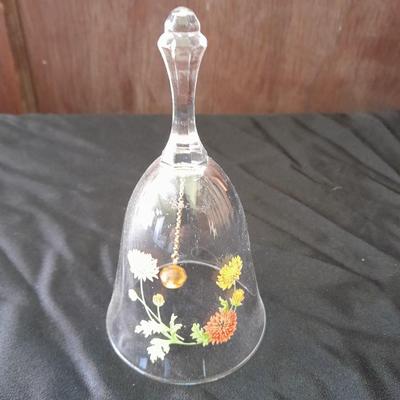 Two floral design 24% full lead crystal Avon Bells